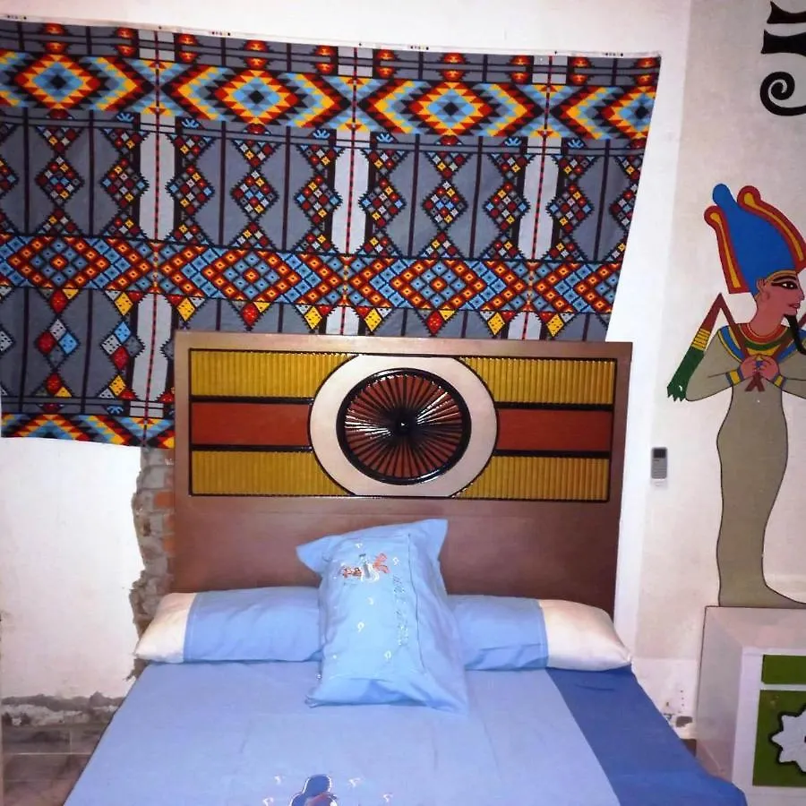Julia Flats Apartman Luxor