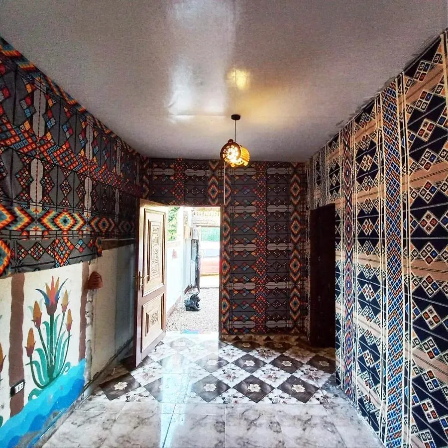 Julia Flats Apartman Luxor